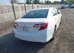 2014 TOYOTA CAMRY LE