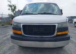 2014 GMC SAVANA 3500 1WT