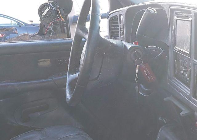2002 GMC SIERRA 2500HD SL