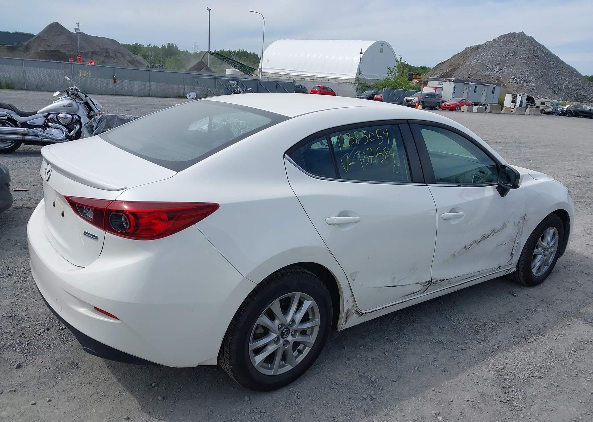 2014 MAZDA 3 TOURING