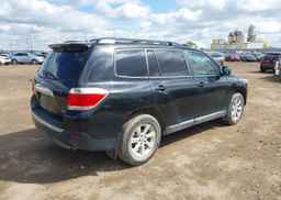 2013 TOYOTA HIGHLANDER V6