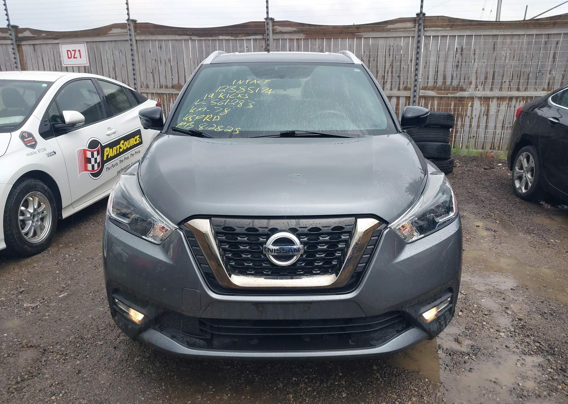 2019 NISSAN KICKS