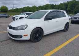 2013 VOLKSWAGEN GOLF