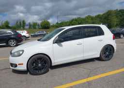 2013 VOLKSWAGEN GOLF