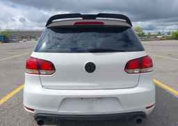 2013 VOLKSWAGEN GOLF
