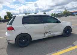 2013 VOLKSWAGEN GOLF