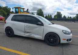 2013 VOLKSWAGEN GOLF