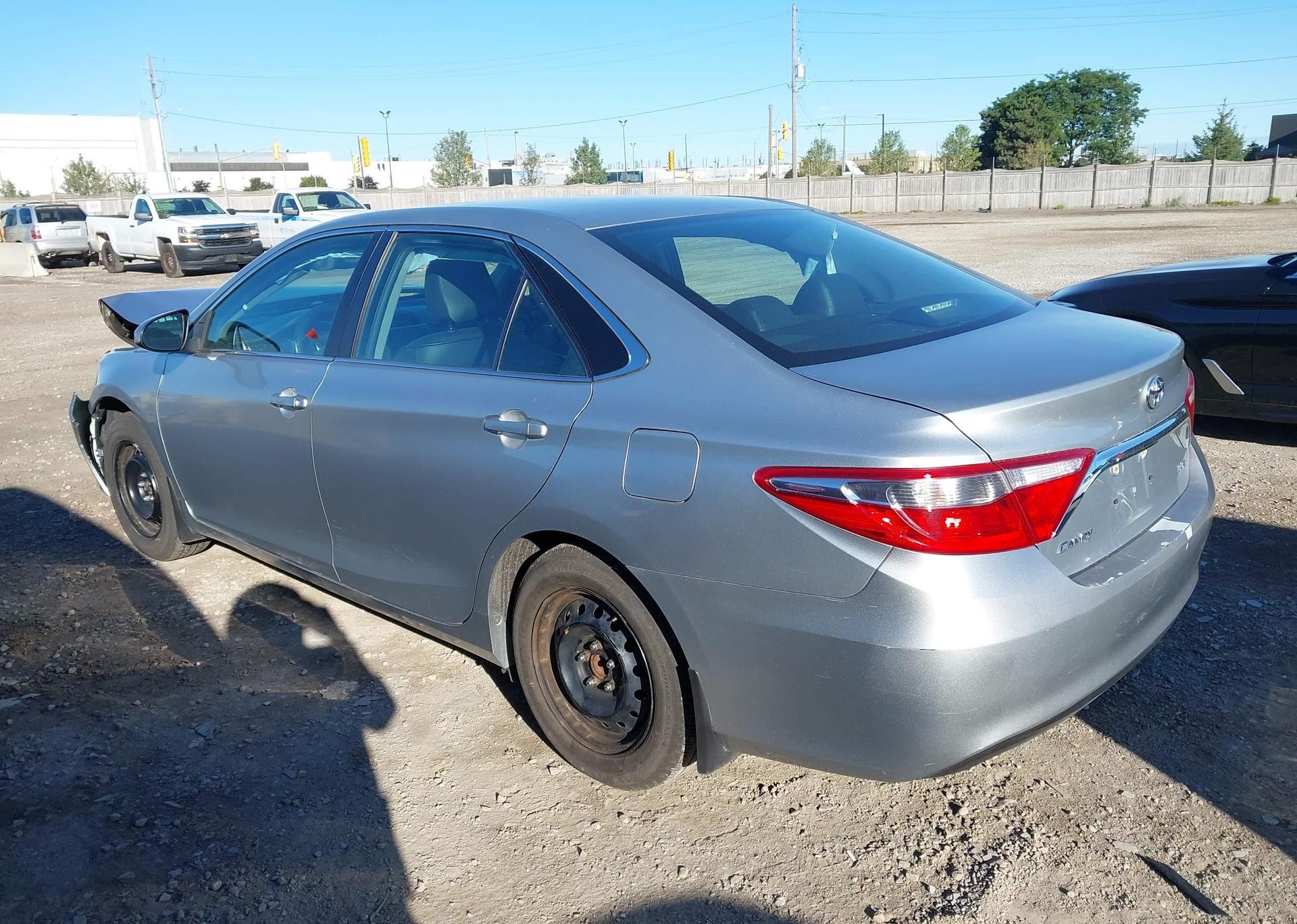 2017 TOYOTA CAMRY LE