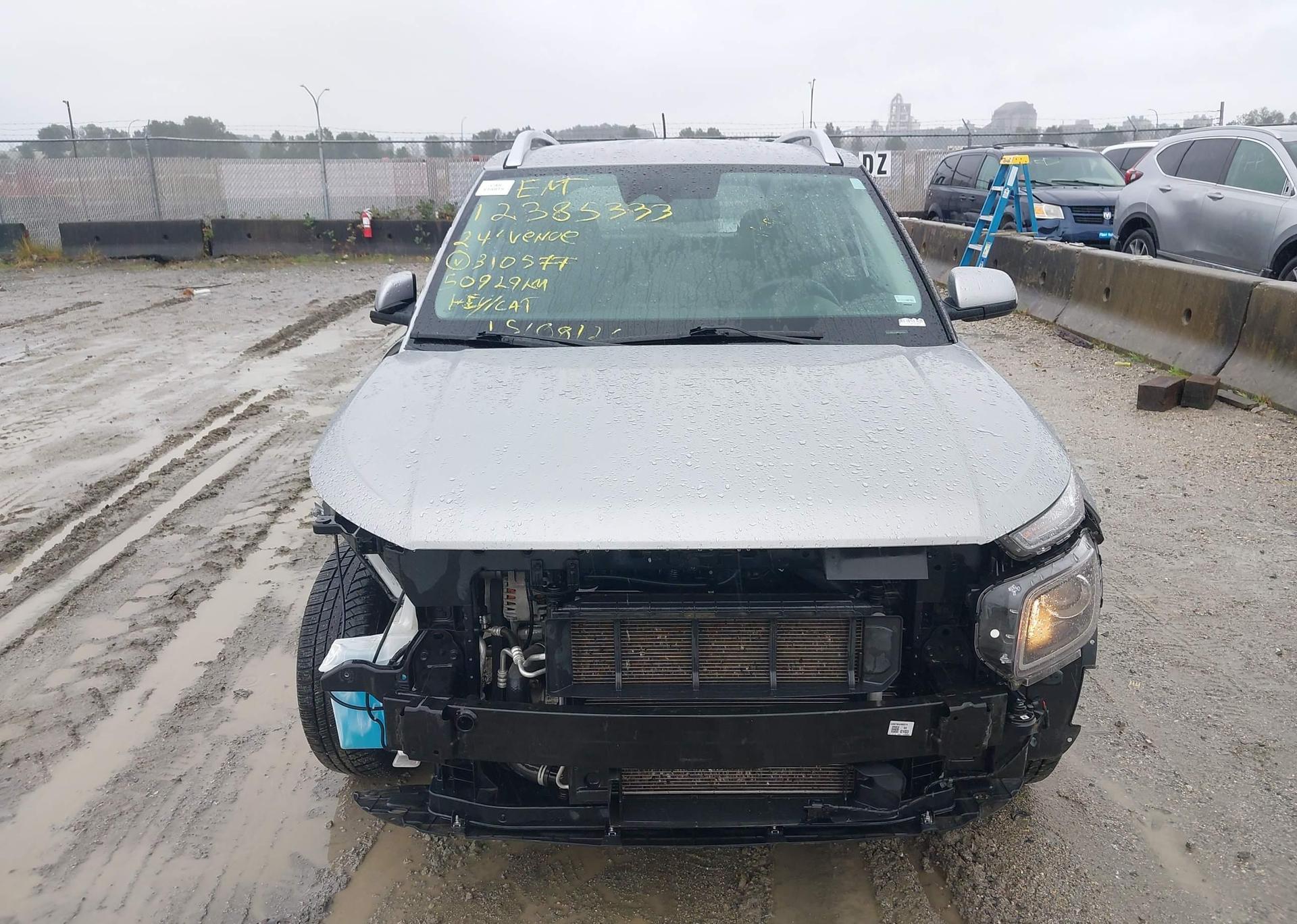 2024 HYUNDAI VENUE SEL