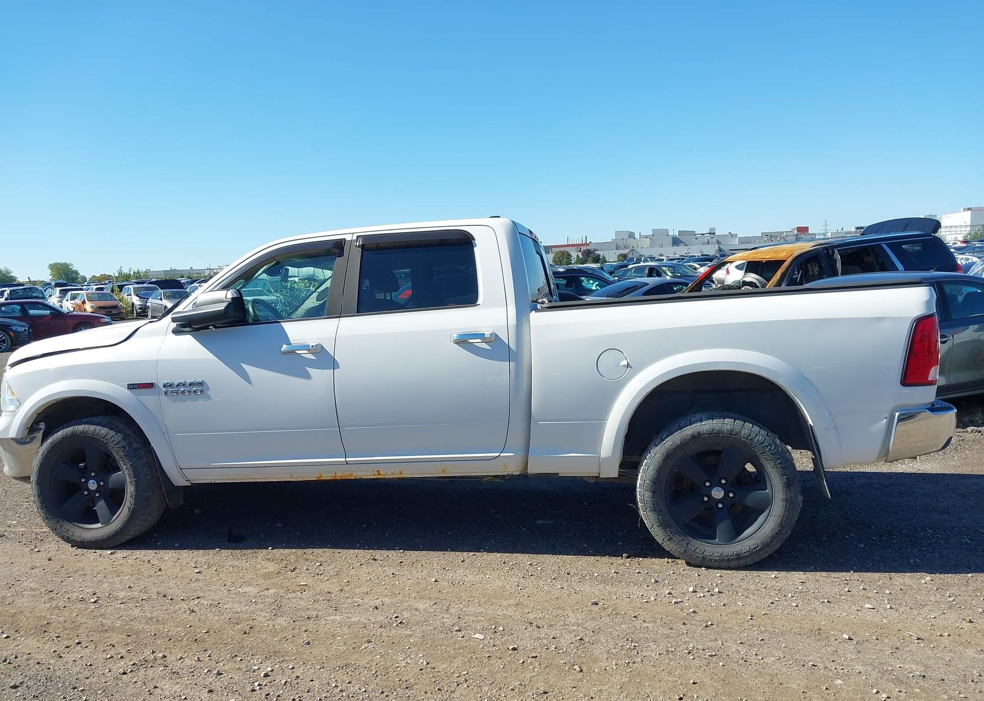 2014 RAM 1500 SLT