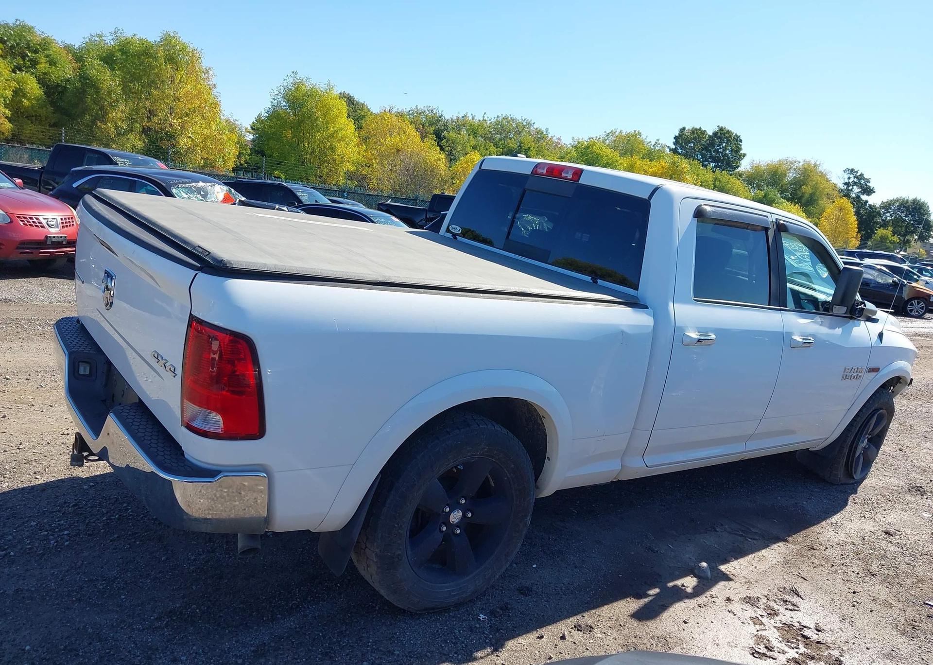 2014 RAM 1500 SLT