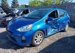 2014 TOYOTA Prius c