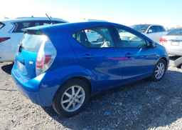 2014 TOYOTA Prius c