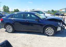 2014 CHRYSLER 200 LX