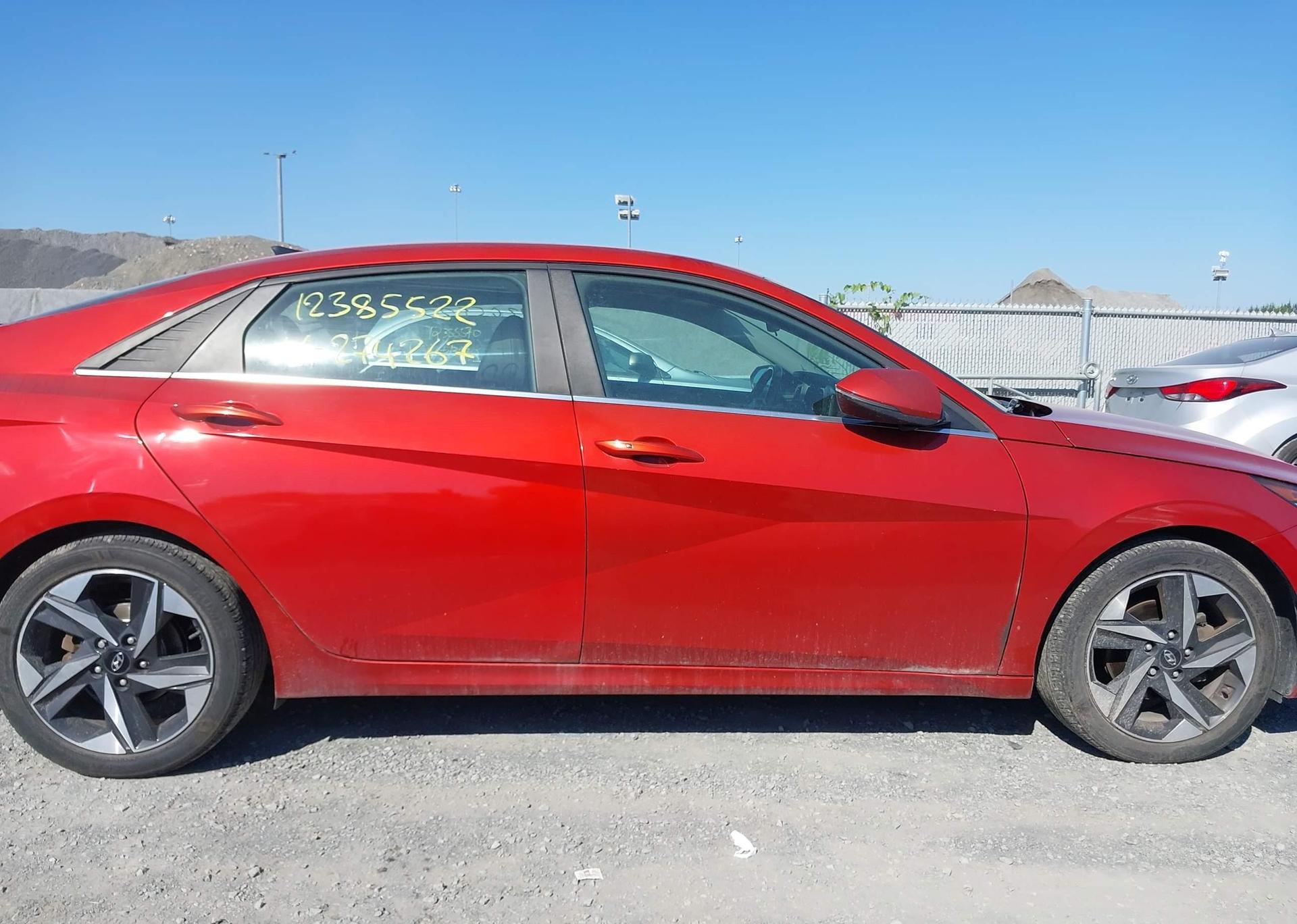 2022 HYUNDAI ELANTRA SEL