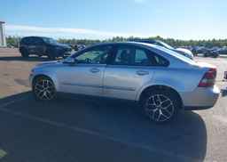 2005 VOLVO S40 2.4I