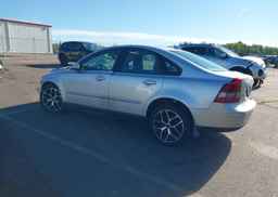 2005 VOLVO S40 2.4I