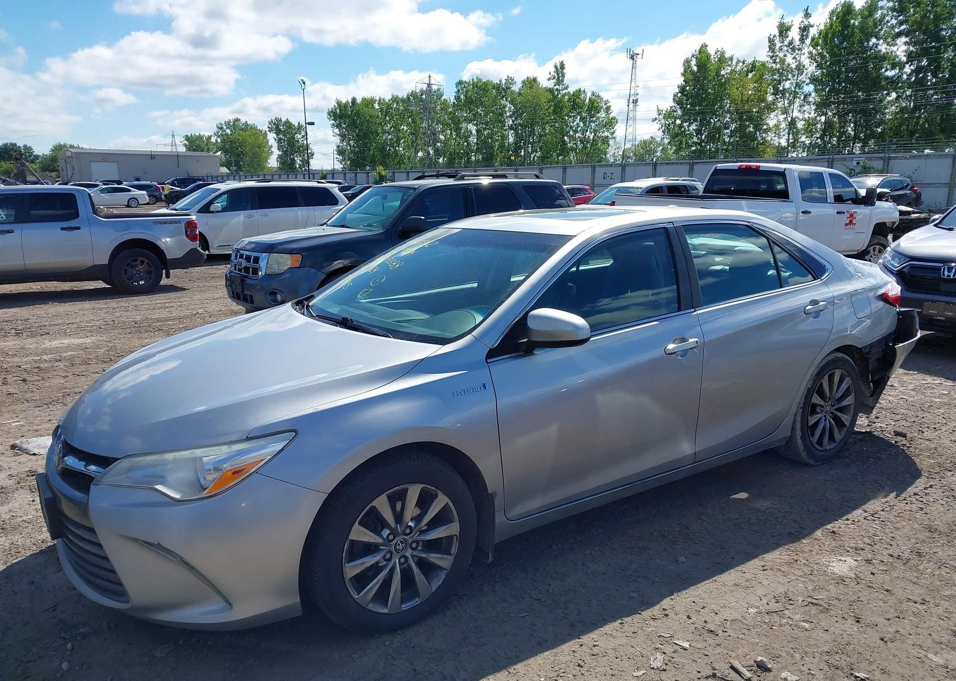 2015 TOYOTA CAMRY