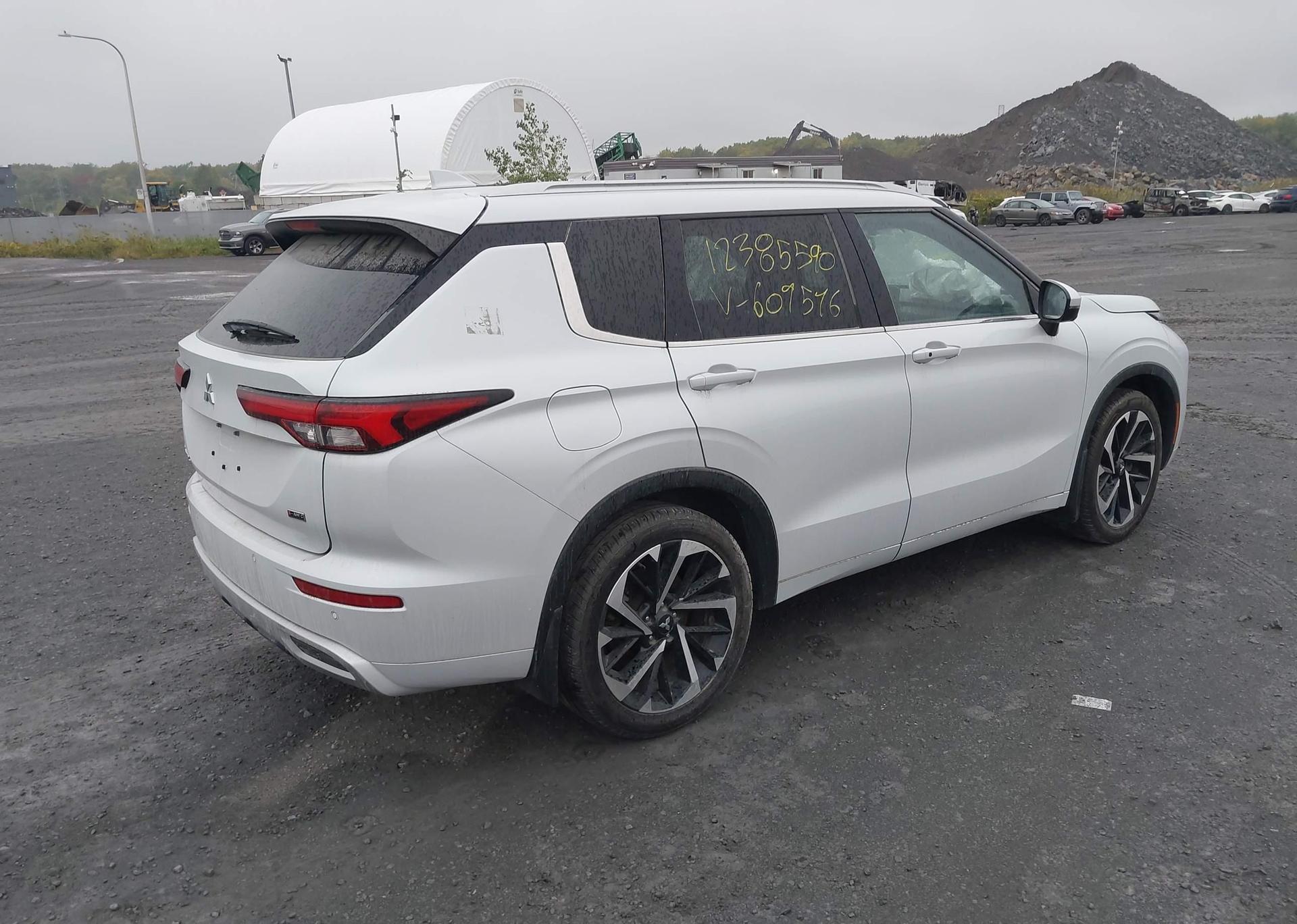 2022 MITSUBISHI OUTLANDER SEL
