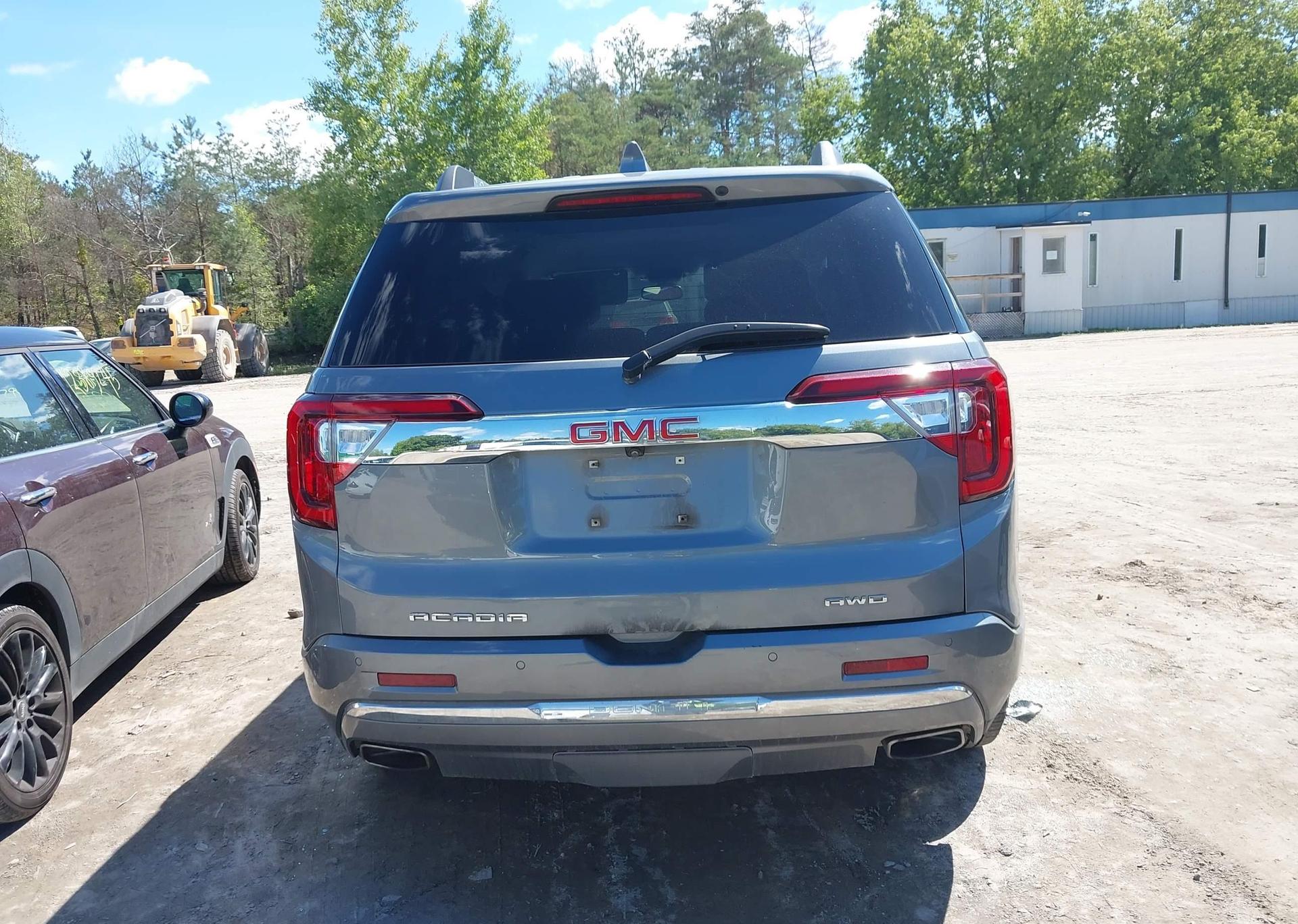 2021 GMC ACADIA DENALI