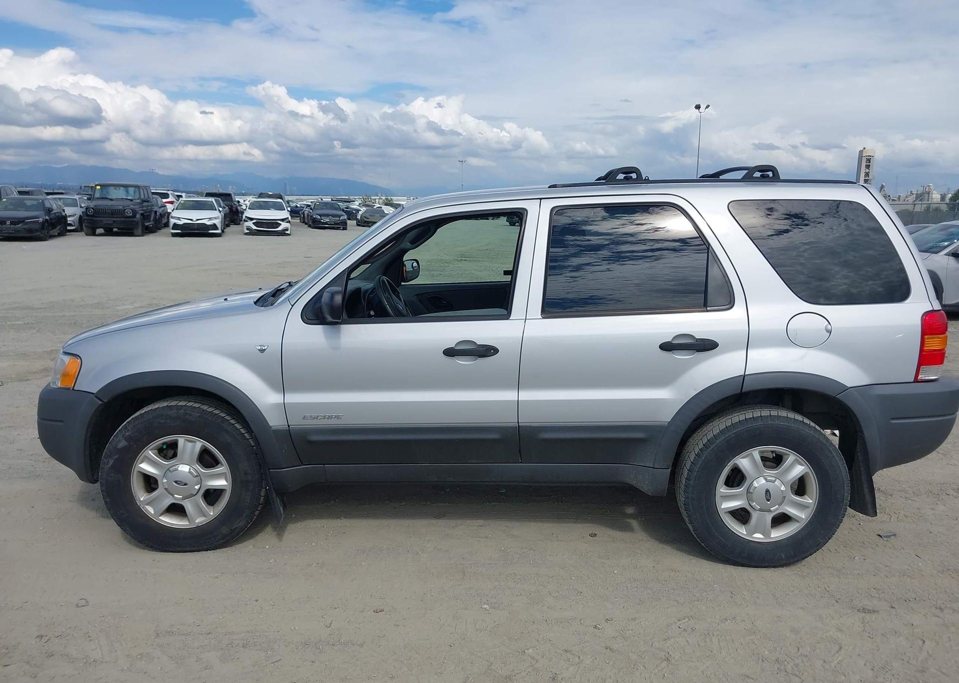2002 FORD ESCAPE XLT