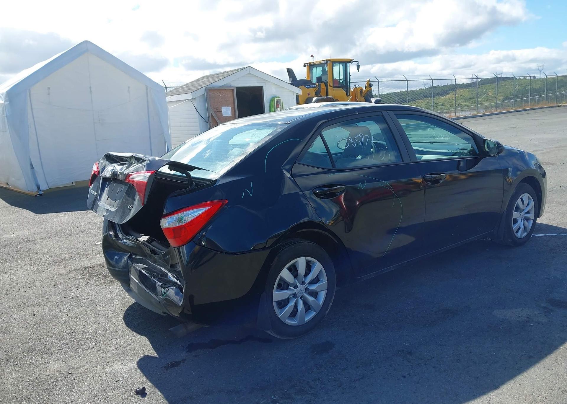 2015 TOYOTA COROLLA LE
