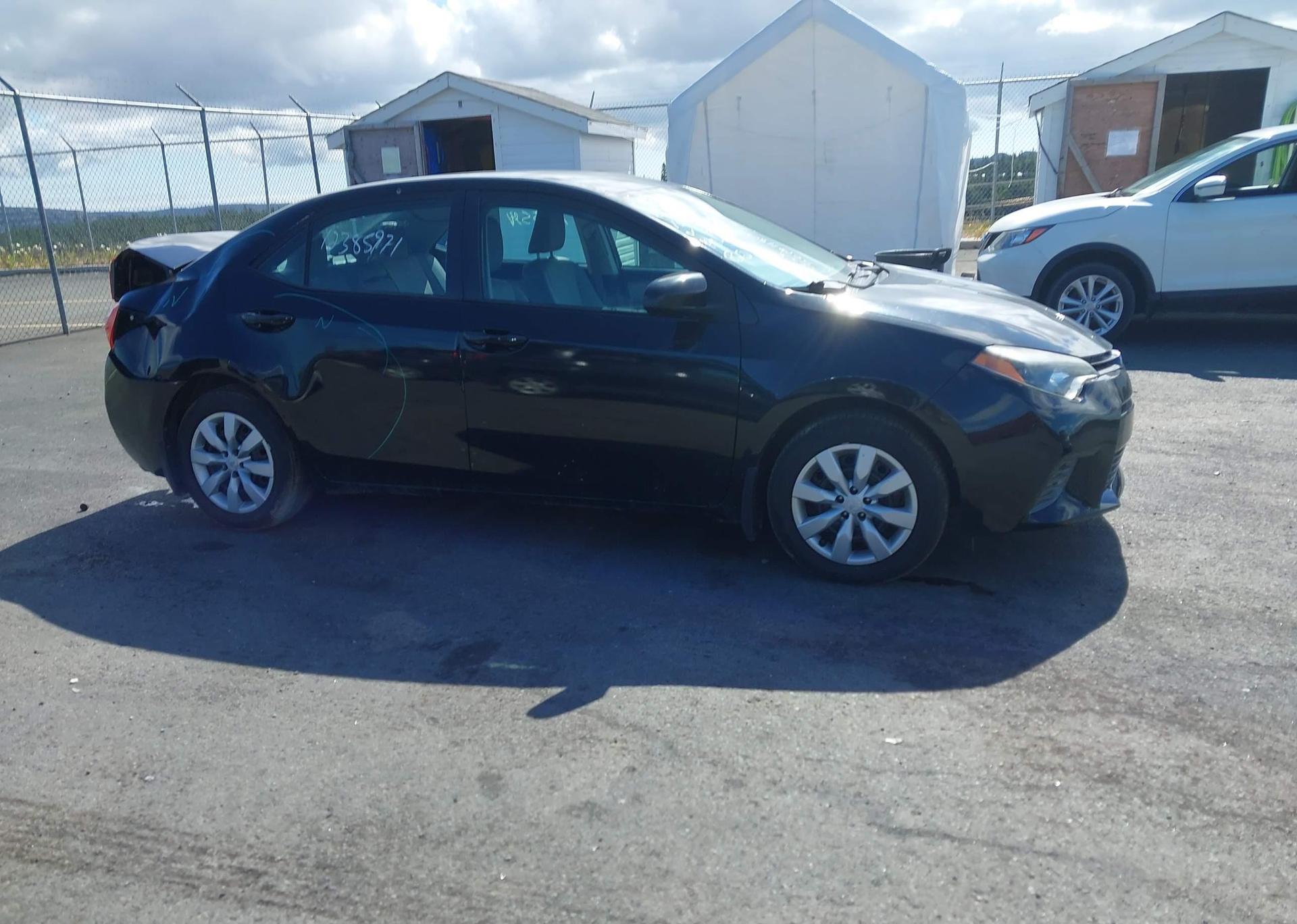 2015 TOYOTA COROLLA LE