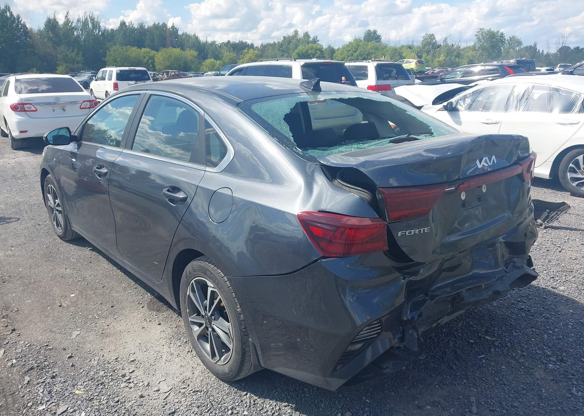 2023 KIA FORTE