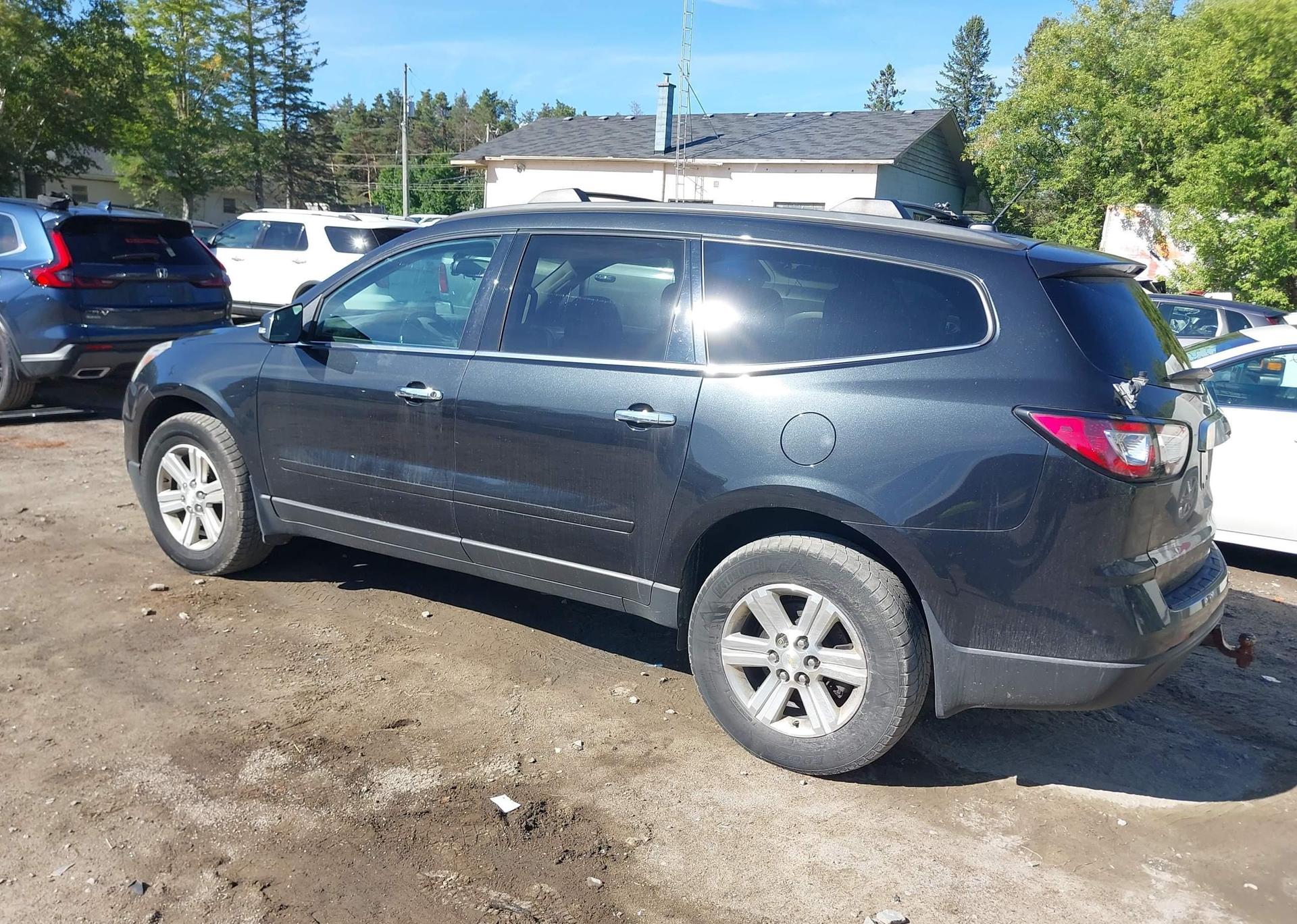 2014 CHEVROLET TRAVERSE LT