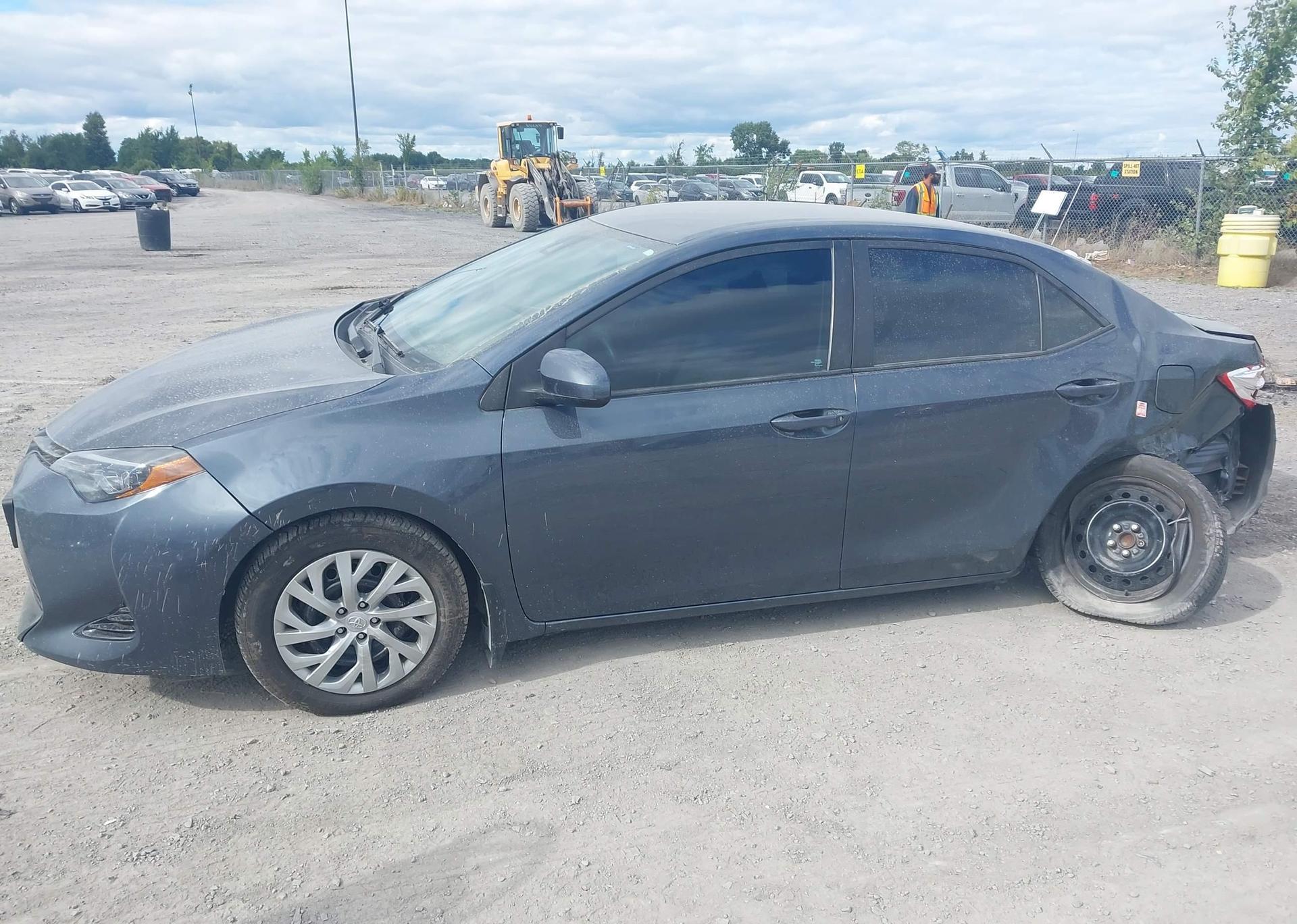 2017 TOYOTA COROLLA