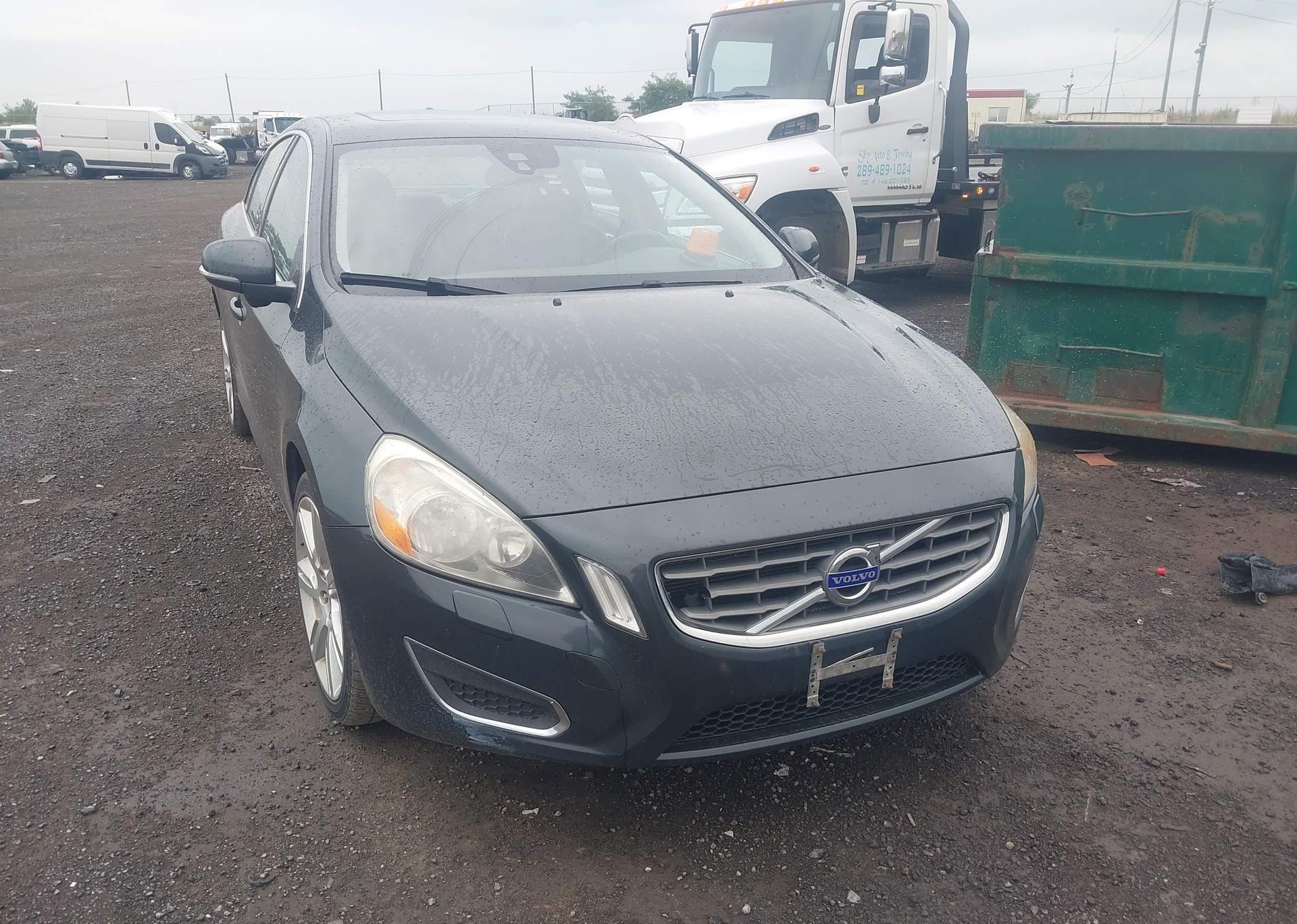 2012 VOLVO S60
