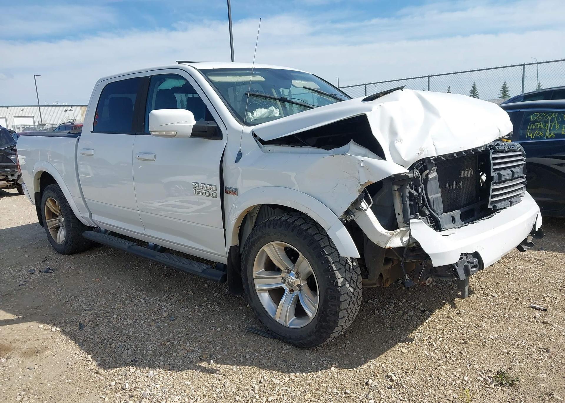 2013 RAM 1500 SPORT