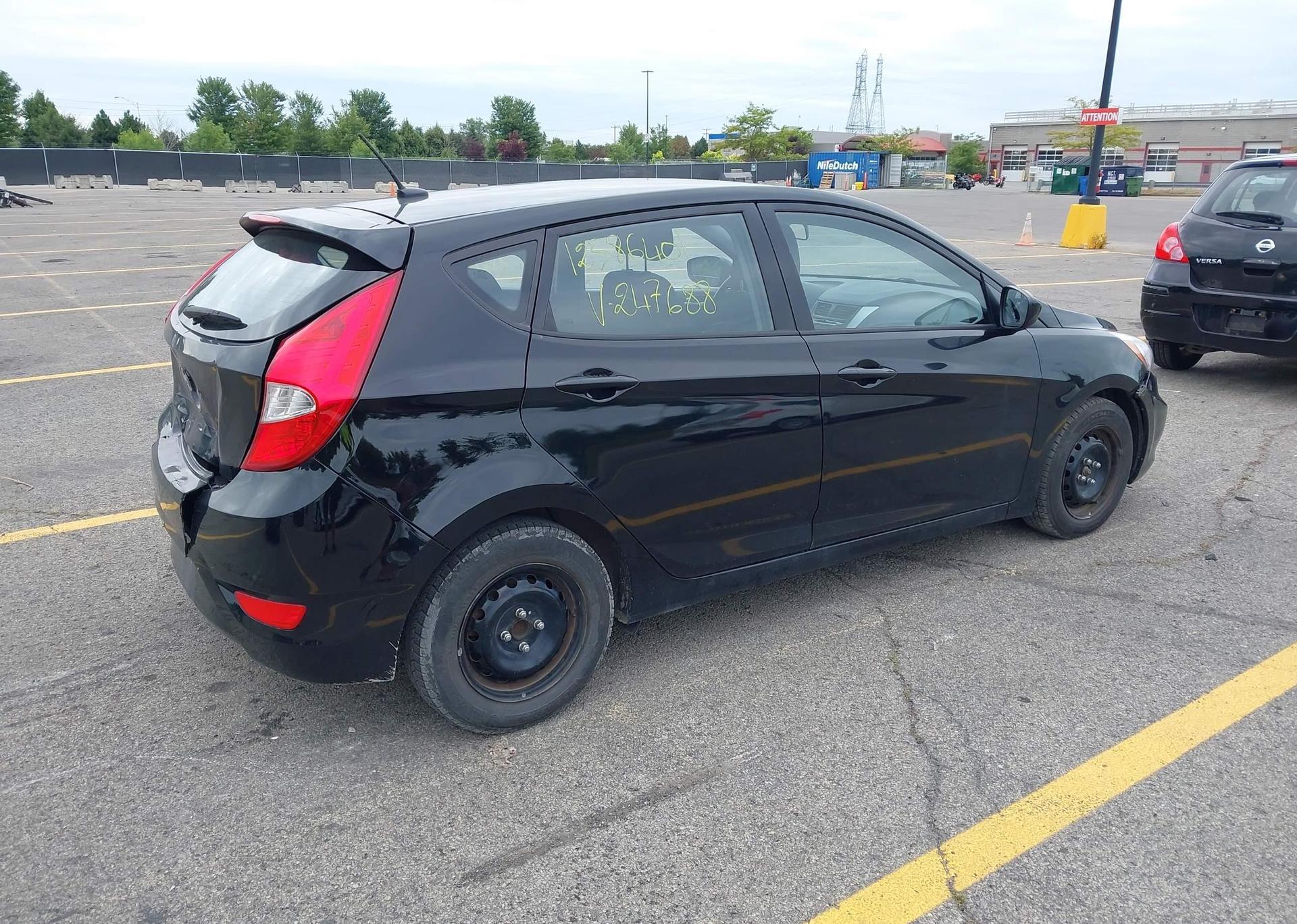 2016 HYUNDAI ACCENT SE
