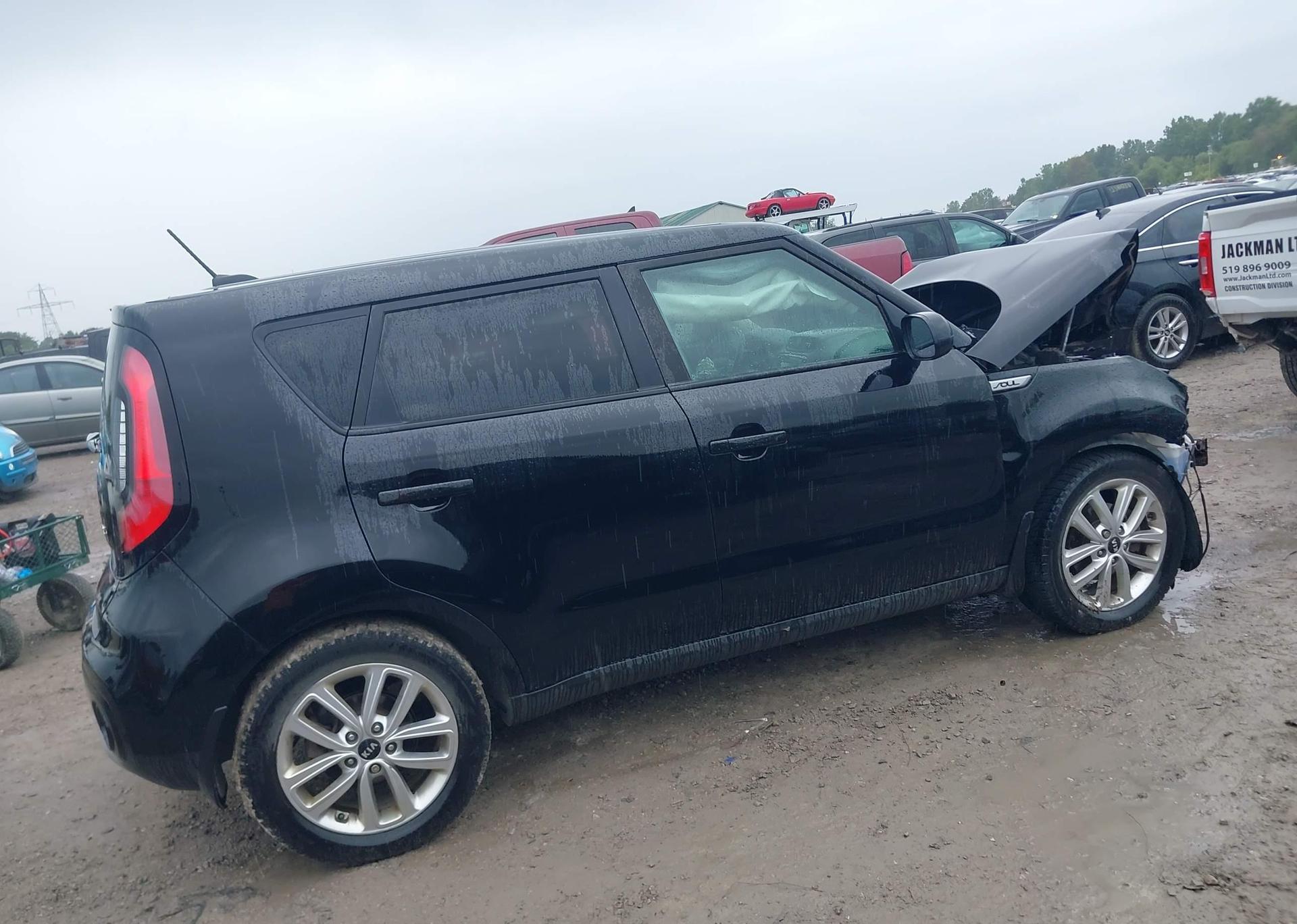 2018 KIA SOUL +