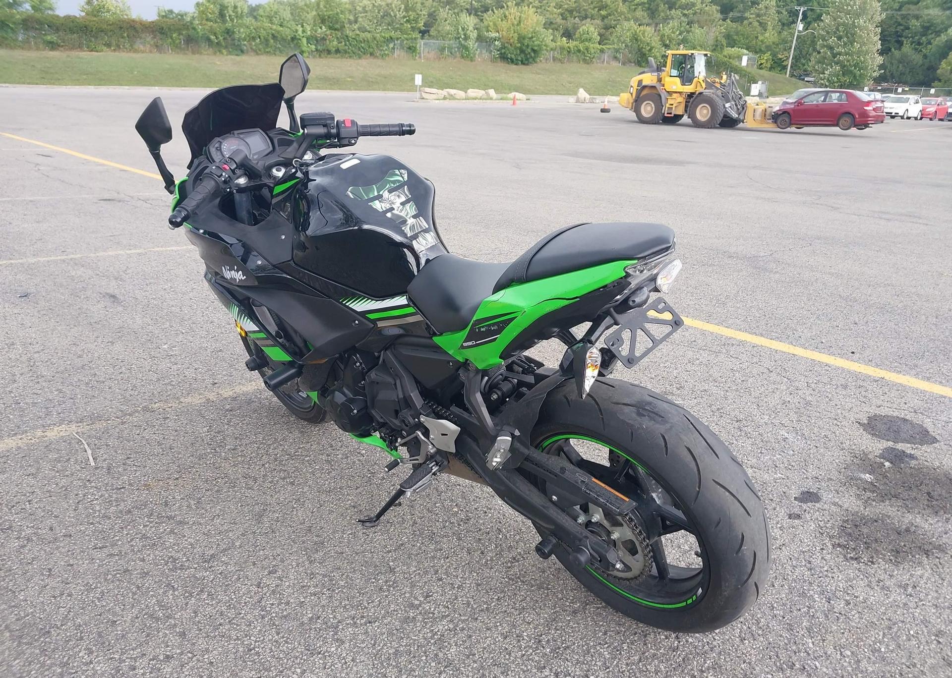 2017 KAWASAKI EX650 F