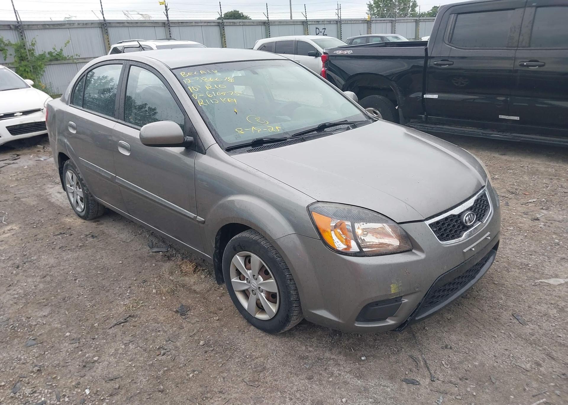 2010 KIA RIO