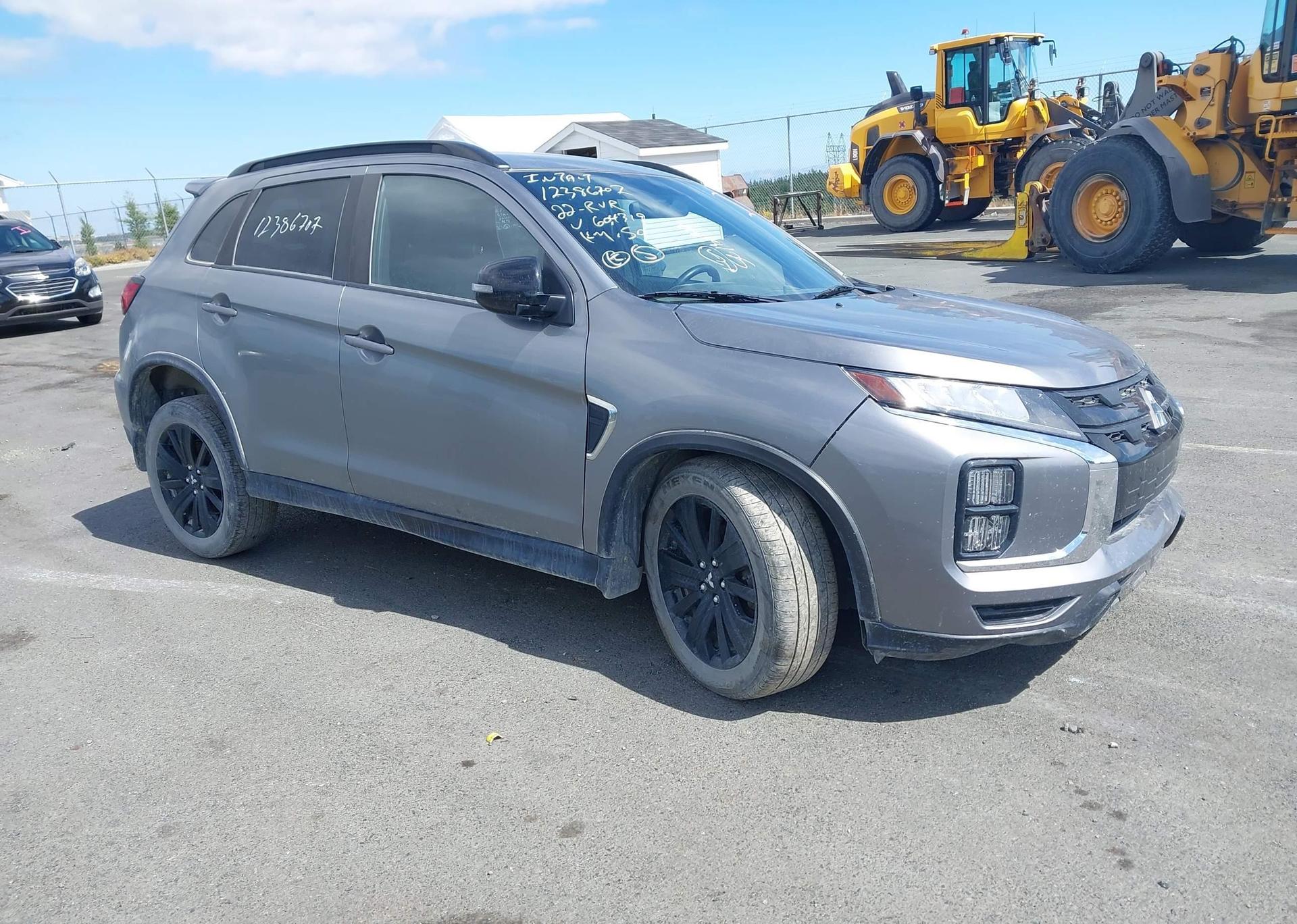 2022 MITSUBISHI RVR SE
