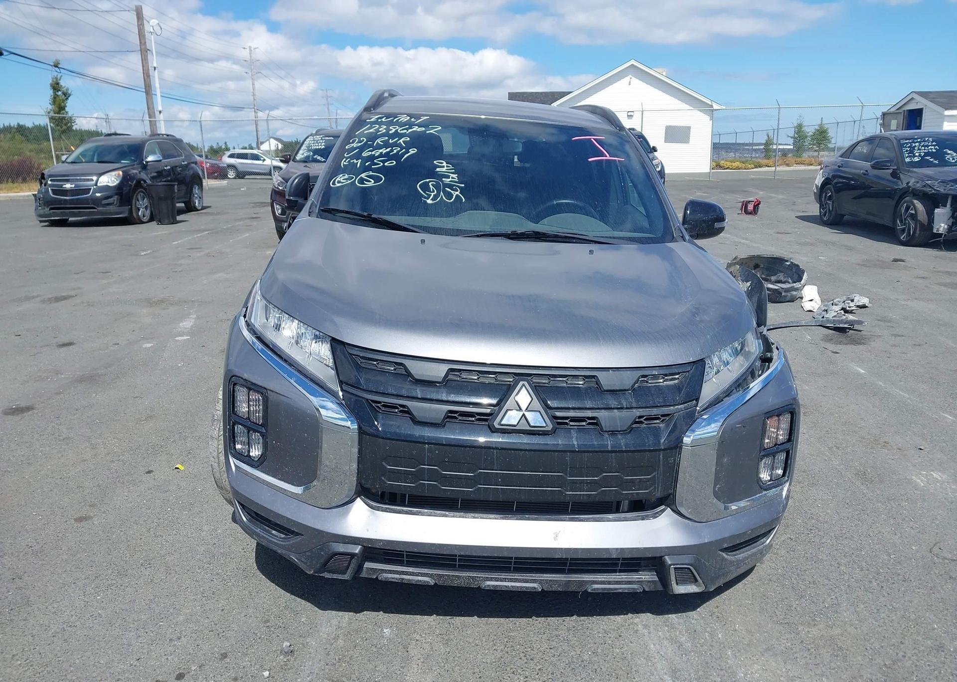 2022 MITSUBISHI RVR SE