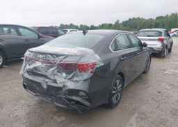 2024 KIA FORTE EX