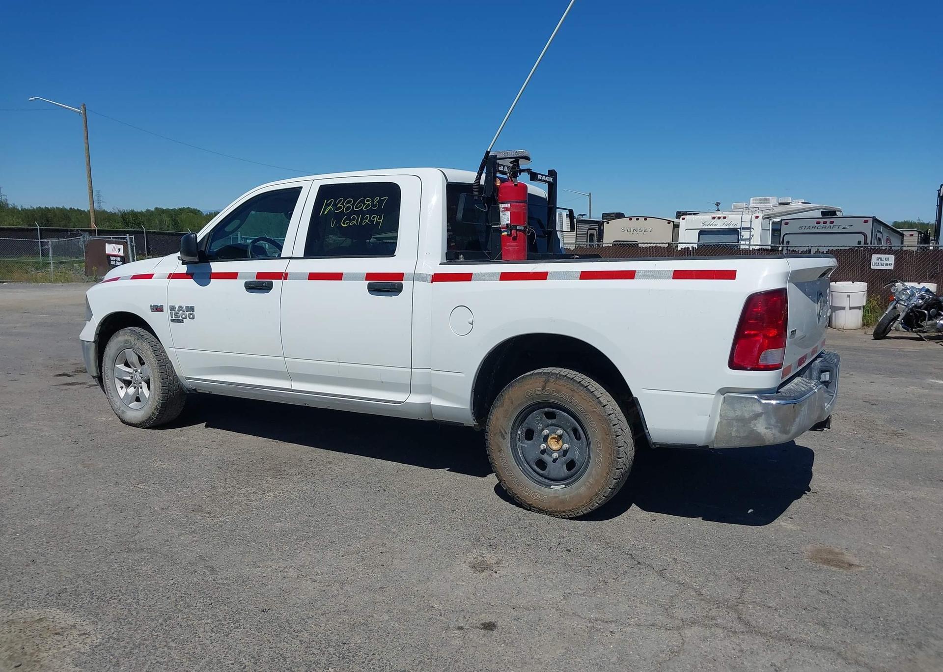 2023 RAM 1500 CLASSIC SLT