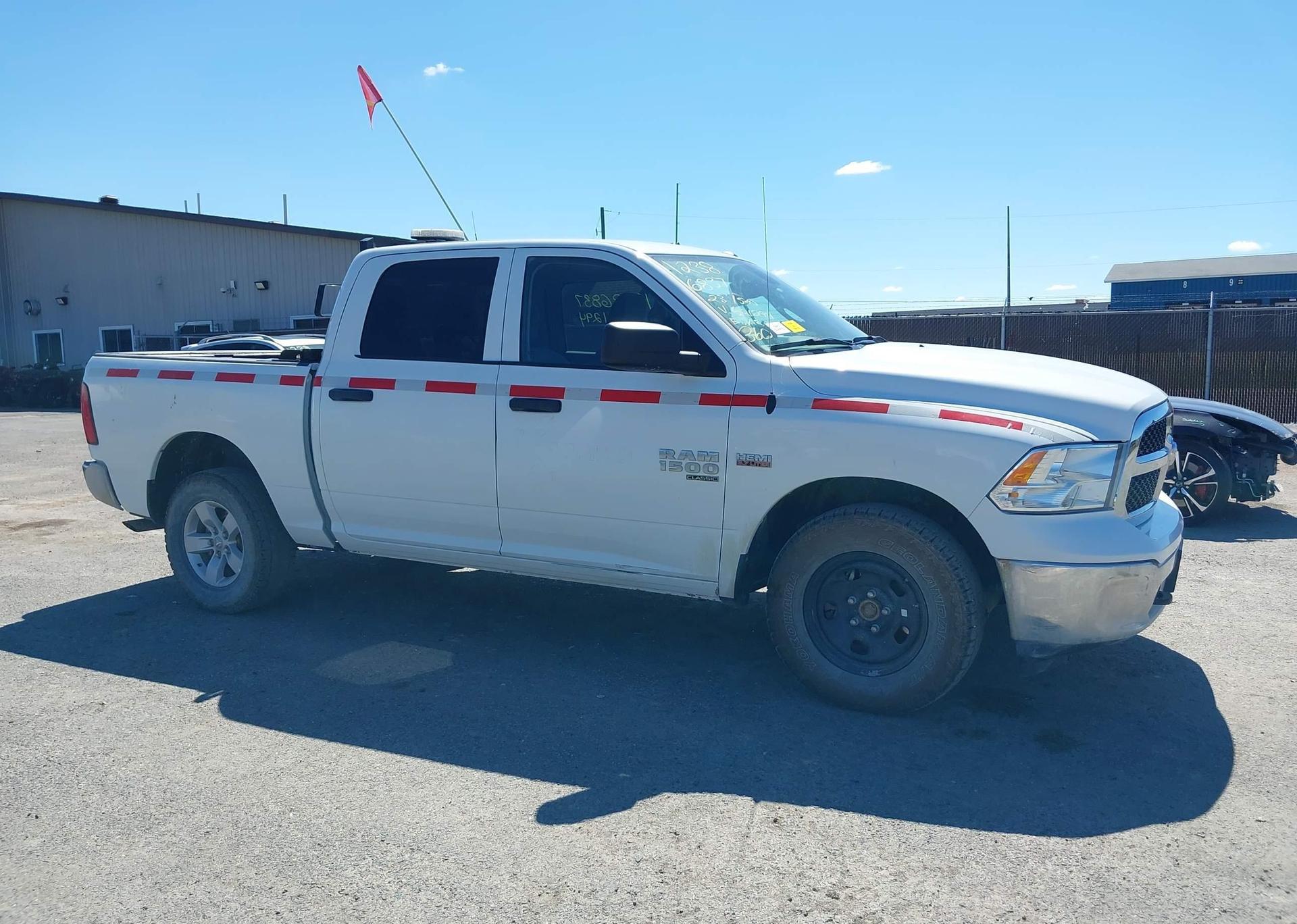 2023 RAM 1500 CLASSIC SLT
