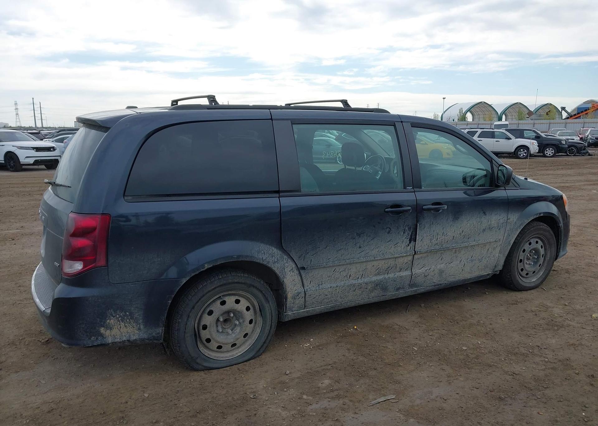 2014 DODGE GRAND CARAVAN SE