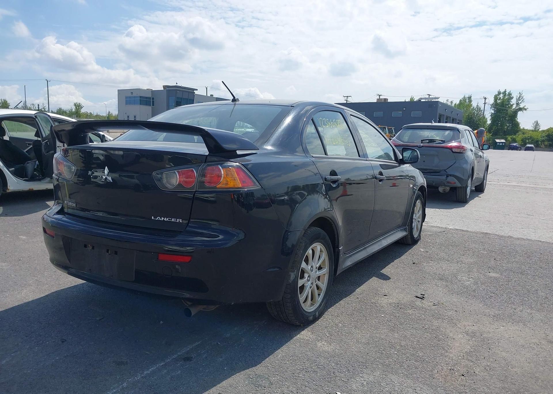 2013 MITSUBISHI LANCER