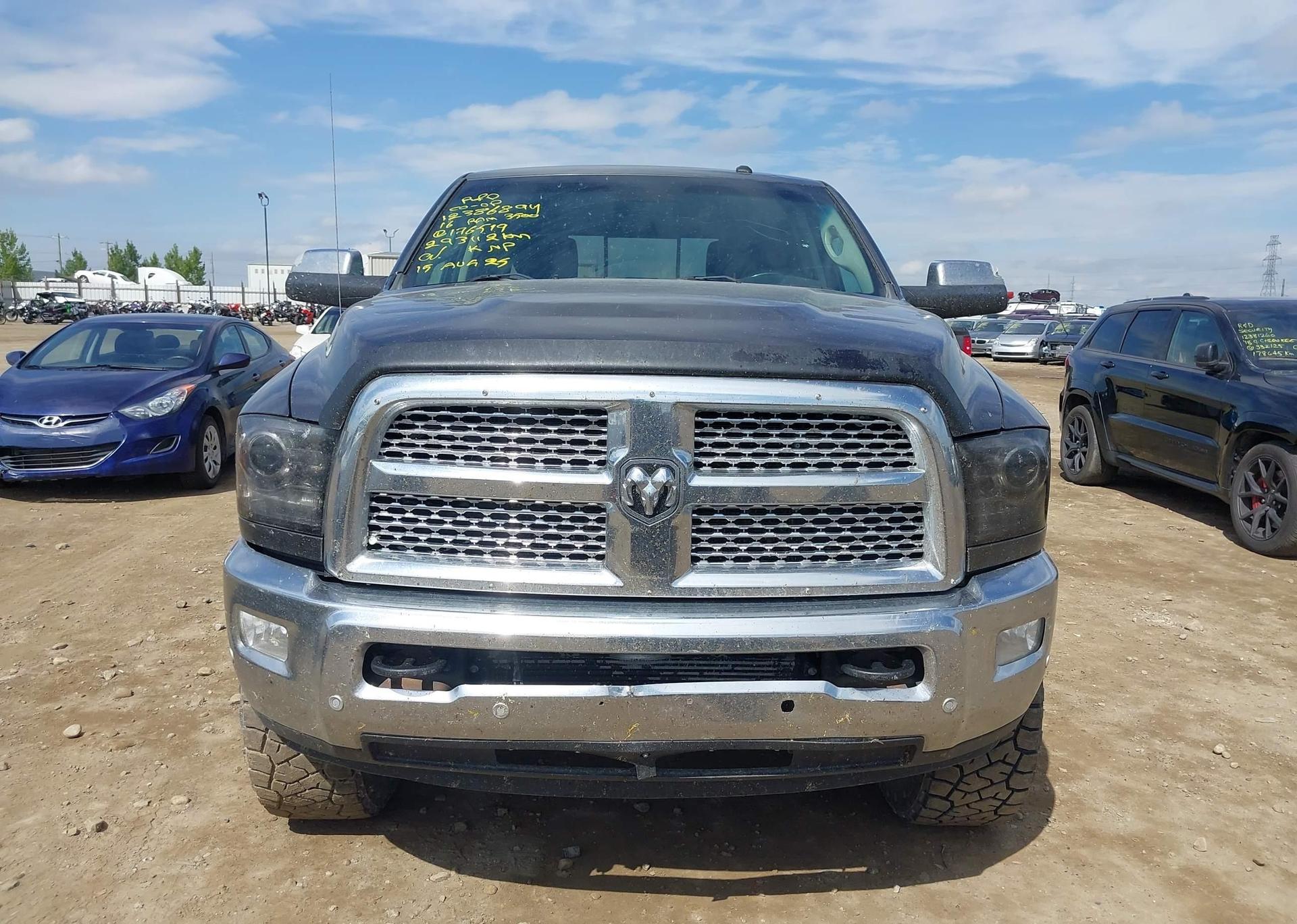 2016 RAM 3500 LARAMIE