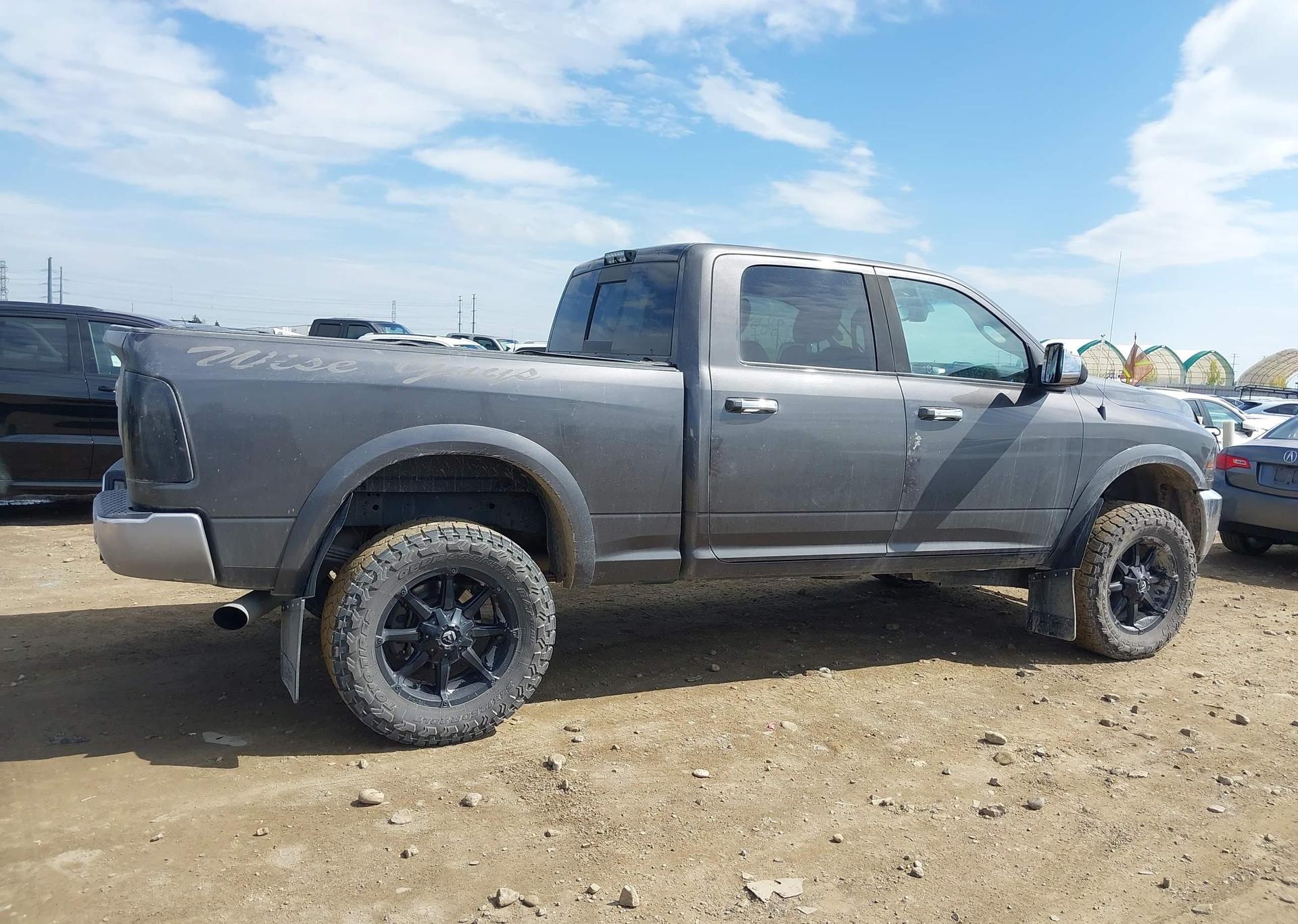 2016 RAM 3500 LARAMIE