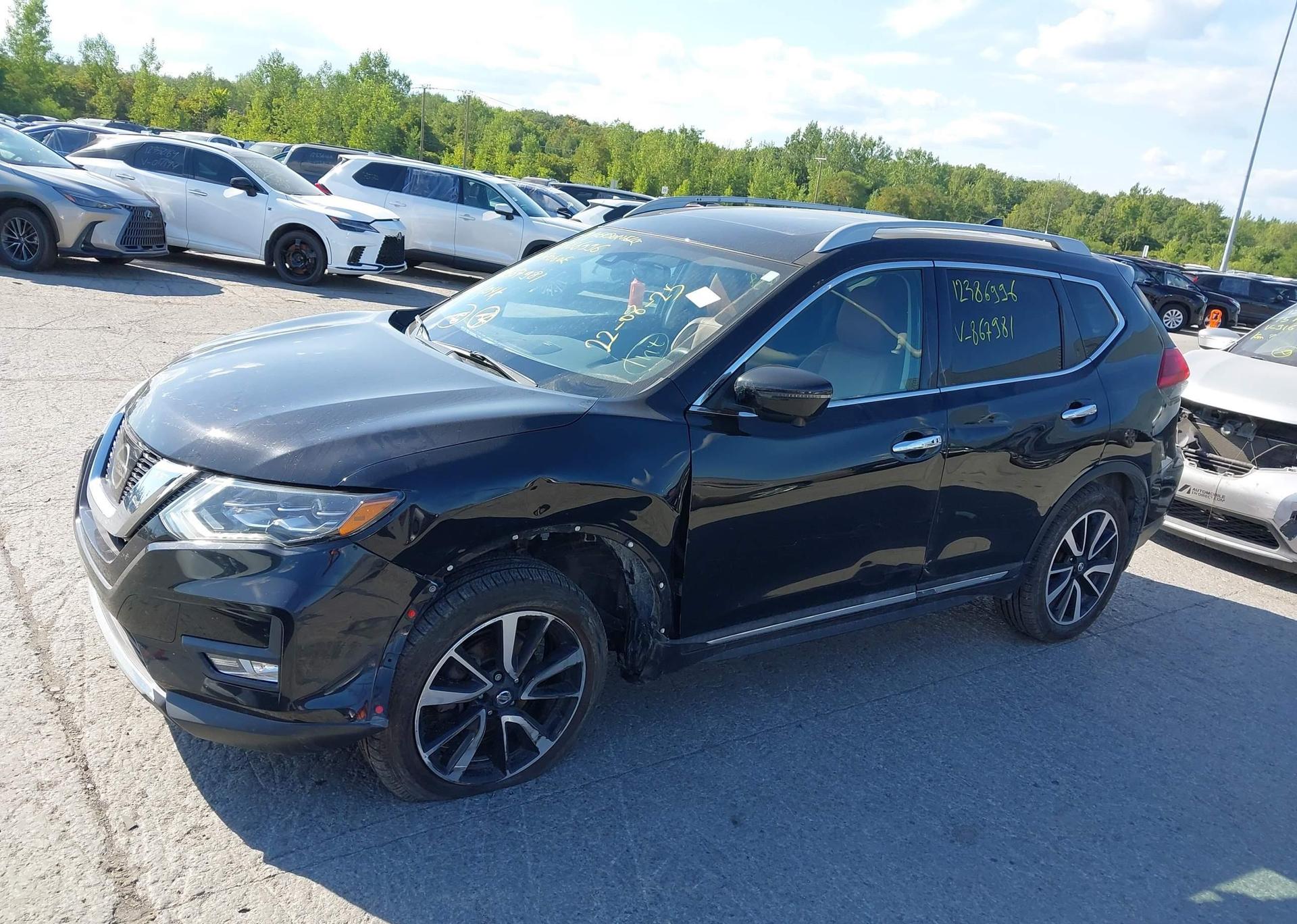 2017 NISSAN ROGUE SV