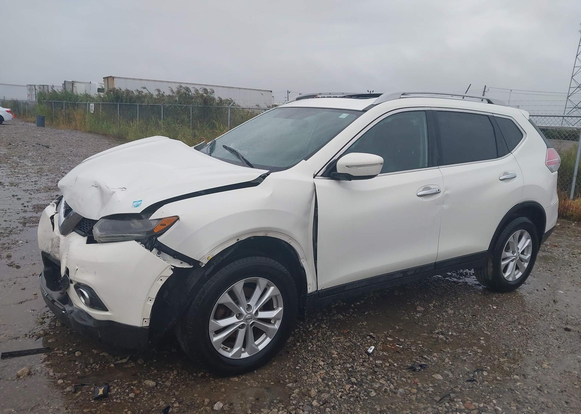 2014 NISSAN ROGUE S