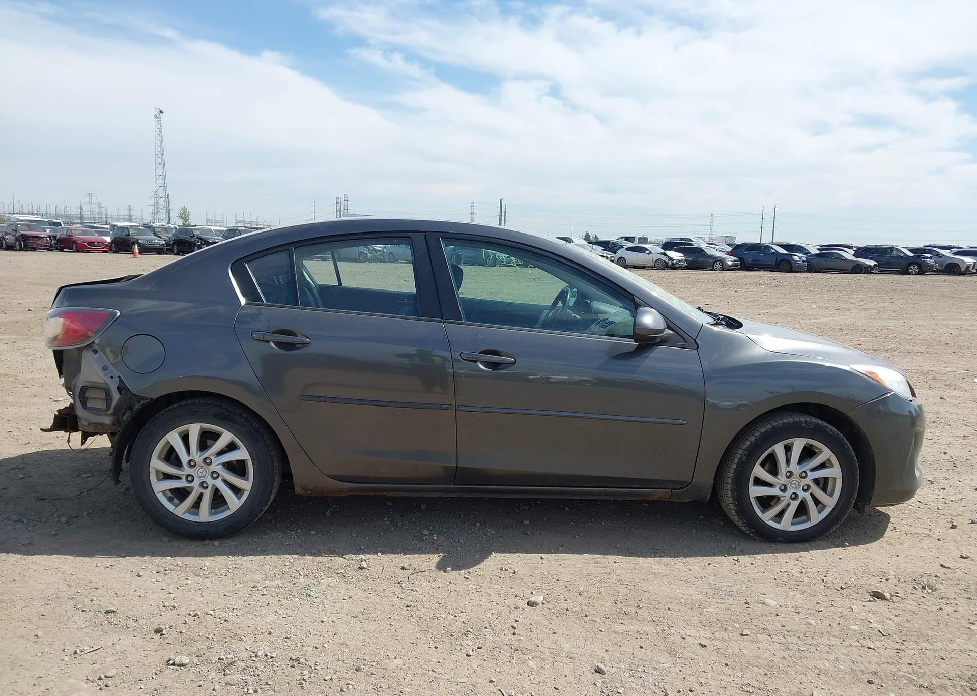 2012 MAZDA 3 I