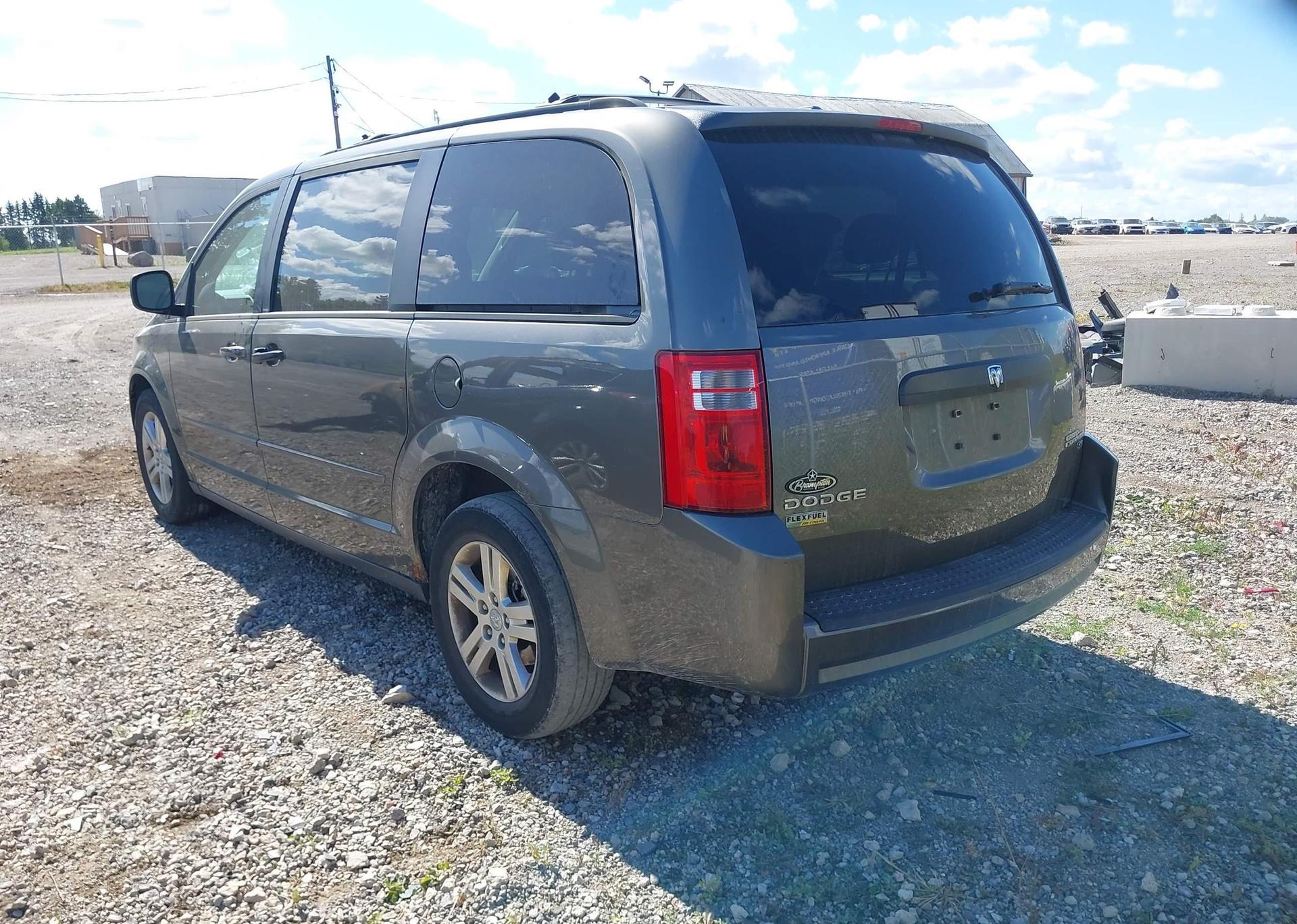 2010 DODGE GRAND CARAVAN SE