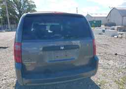 2010 DODGE GRAND CARAVAN SE